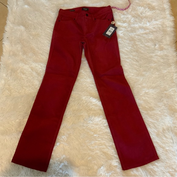 NYDJ Red Velvet Marilyn Straight Leg Velveteen Boysenberry Reactive Lift Tuck 2 - Picture 4 of 15